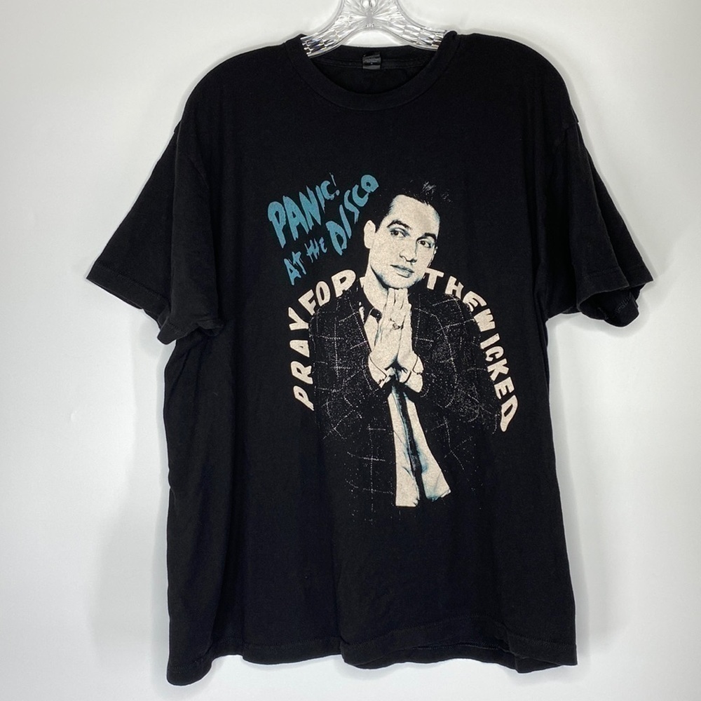 Panic At The Disco 2018 Concert Tshirt Size XL
